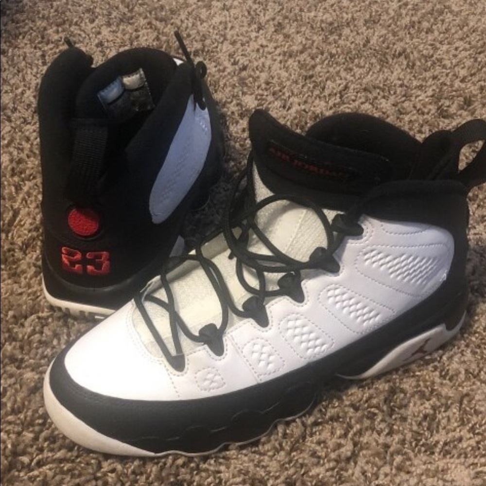 Jordan 9 GS size 6 boys